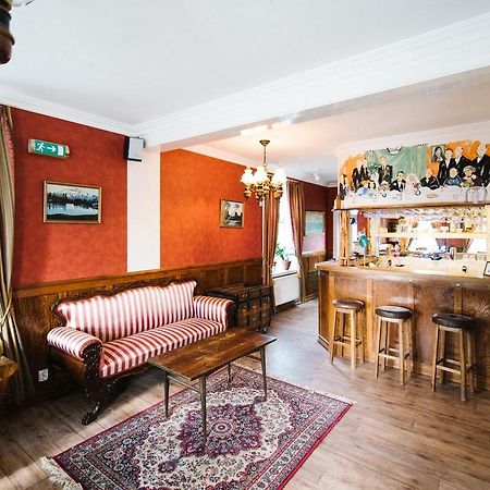 Urshult Hotell Экстерьер фото