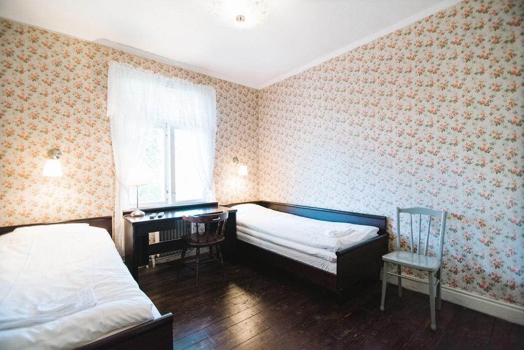Urshult Hotell Экстерьер фото